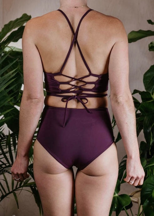 ZOE BOTTOM